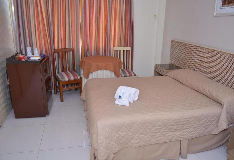 اتاق استاندارد یک نفره, America