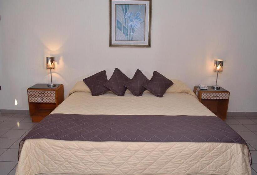 اتاق لوکس با تخت بزرگ, America