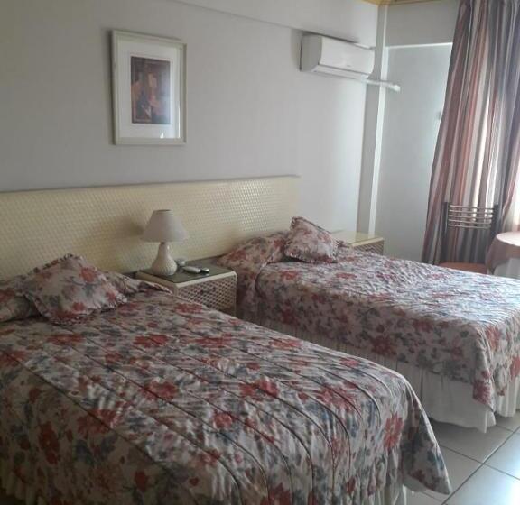 اتاق استاندارد, America