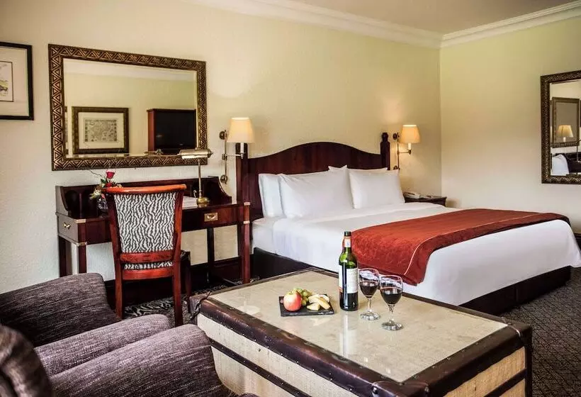 اتاق کلاب, Avani Gaborone Resort & Casino