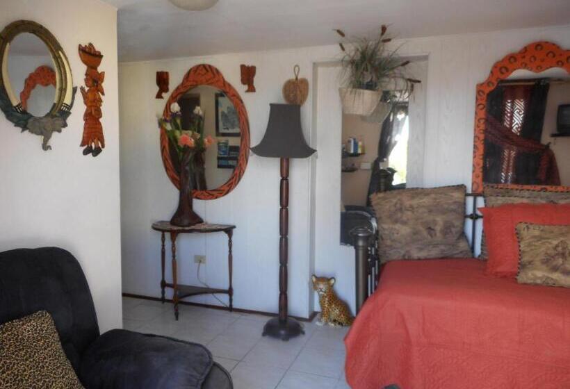 1 Bedroom Apartment, Blue Horizons Guest House