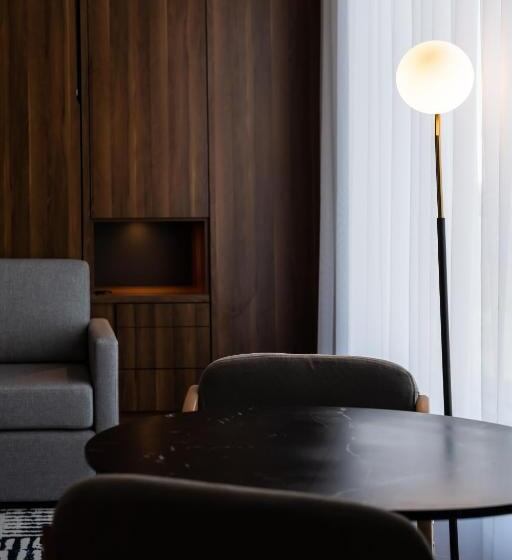 디럭스 룸 킹사이즈 침대, Chicoutimi, Affilié à Hyvi