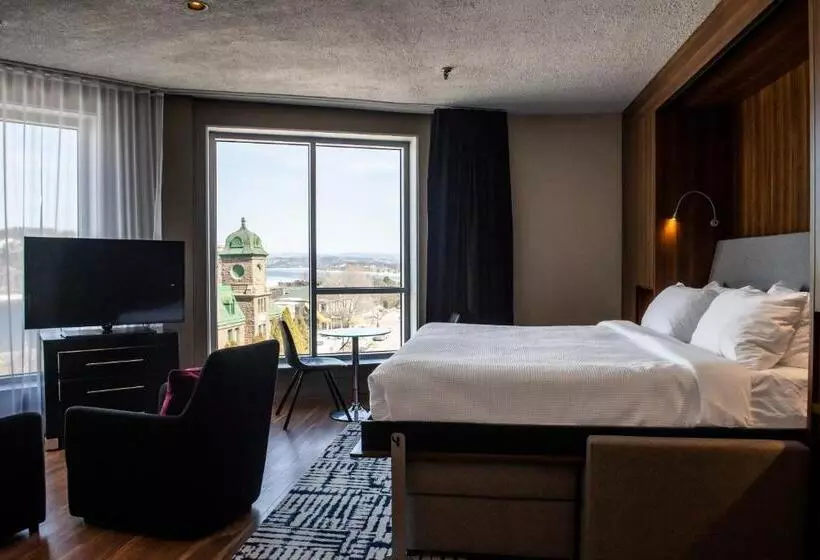 スーペリアースイート, Chicoutimi, Affilié à Hyvi