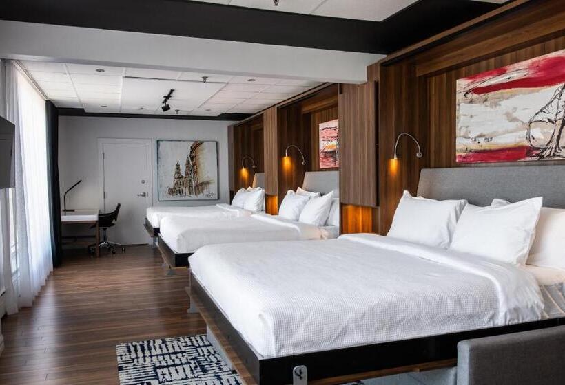 이그제큐티브 스위트 킹침대, Chicoutimi, Affilié à Hyvi