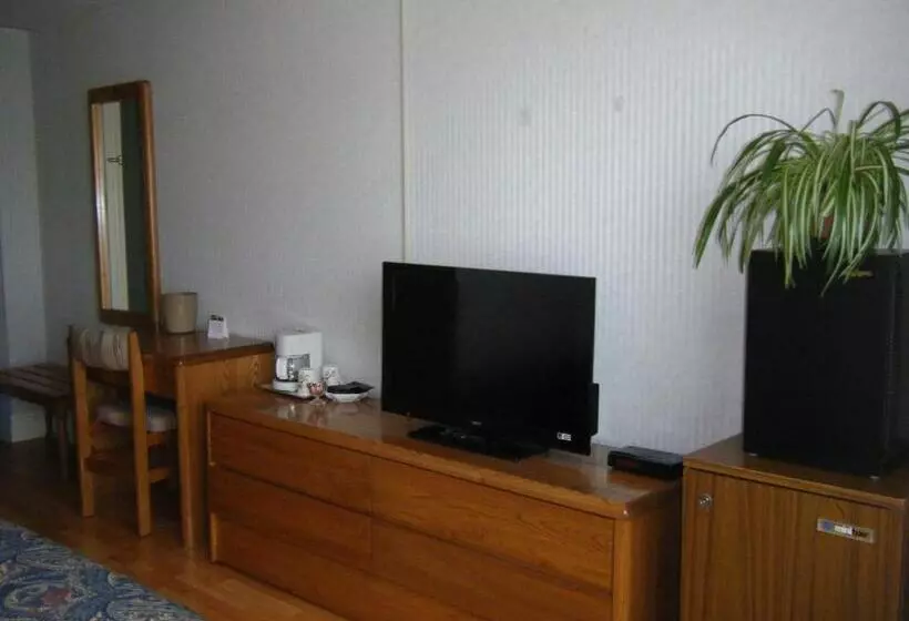 ２ダブルベッドのスタンダードルーム, Claymore Inn And Suites