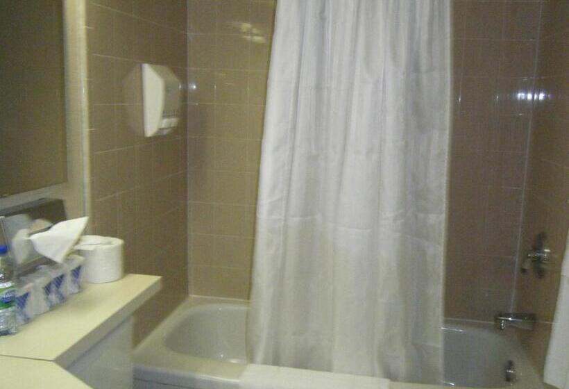 高级大房间, Claymore Inn And Suites