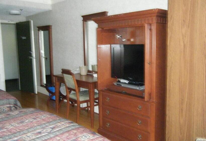 エクゼクティブルーム, Claymore Inn And Suites