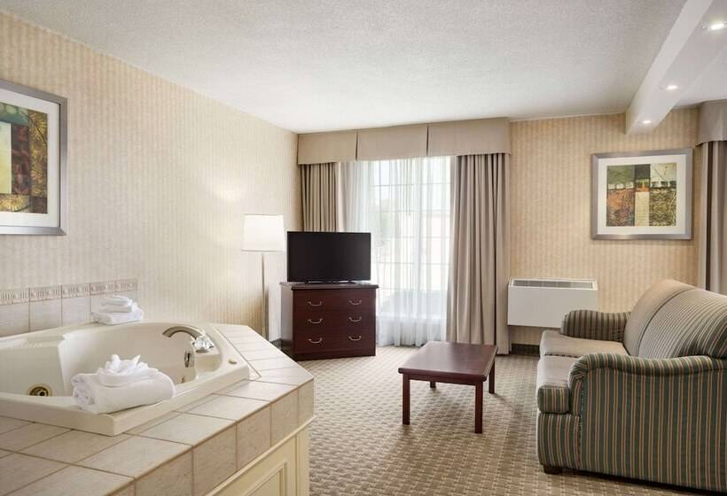 スイート, Days Inn By Wyndham Brantford