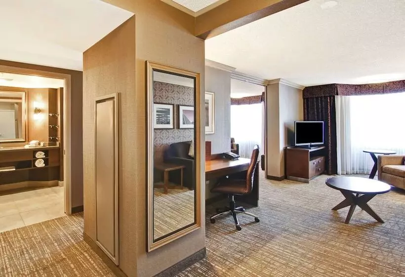 سوییت, Doubletree By Hilton Hotel West Edmonton