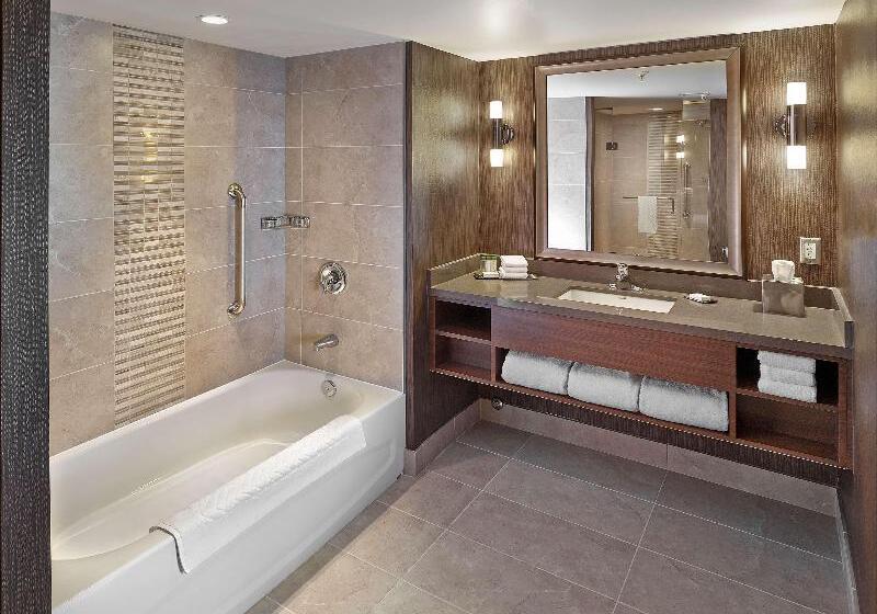 סוויטה, Doubletree By Hilton Hotel West Edmonton