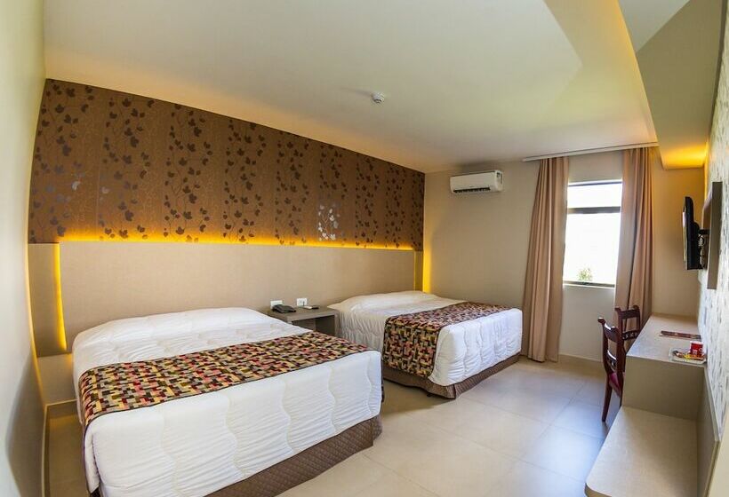 디럭스 4인 룸, Grand Carima Resort & Convention Center