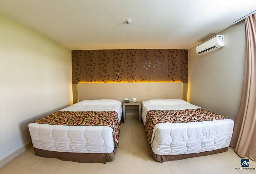 디럭스 4인 룸, Grand Carima Resort & Convention Center