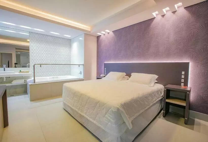 سوئیت با تخت بزرگ, Grand Carima Resort & Convention Center