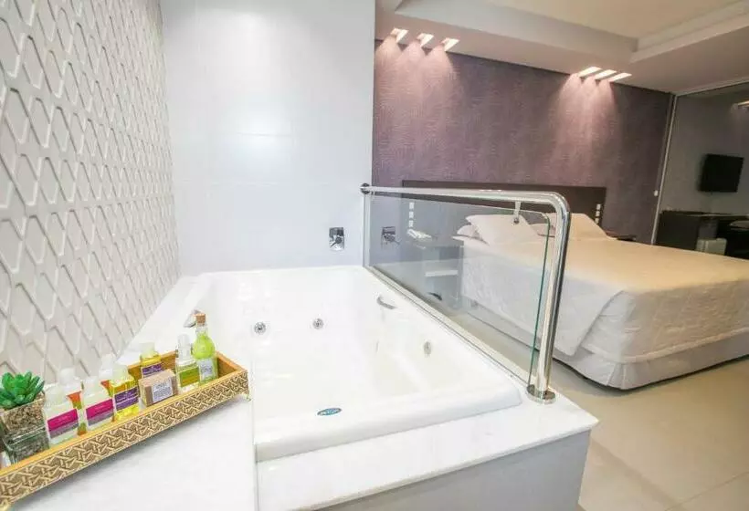 سوئیت با تخت بزرگ, Grand Carima Resort & Convention Center