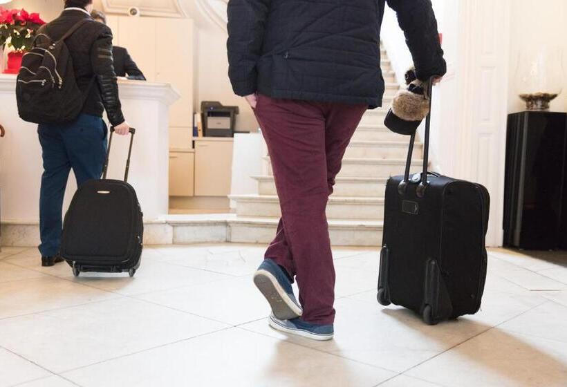 スタンダードトリプルルーム, Gravensteen