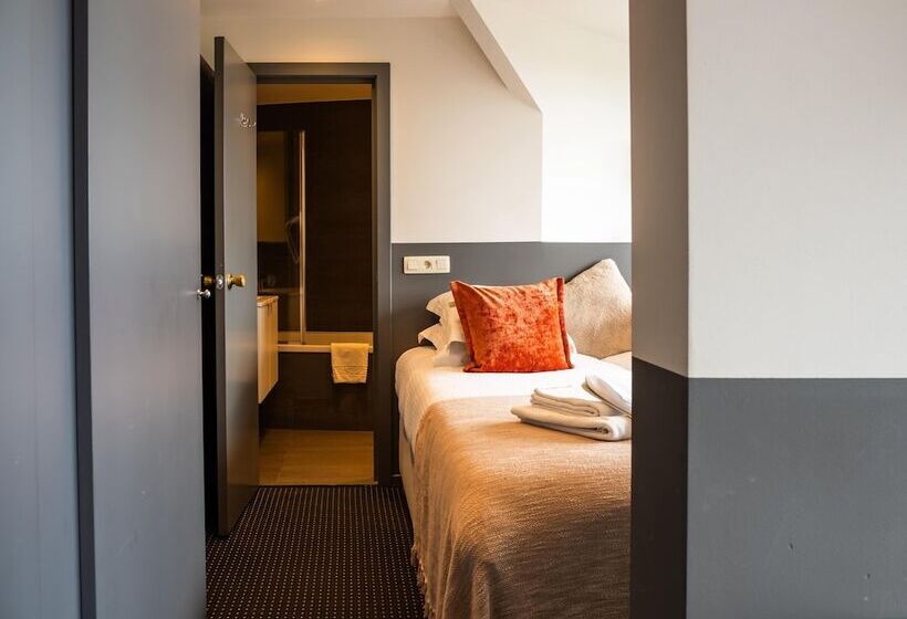 スタンダード4人部屋, Gravensteen