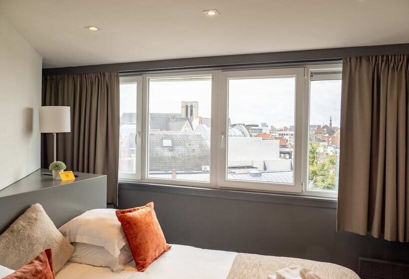 スタンダード4人部屋, Gravensteen