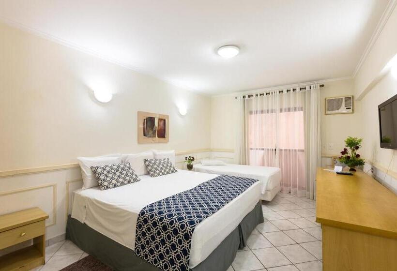 标准三人间内部客房, Guarany