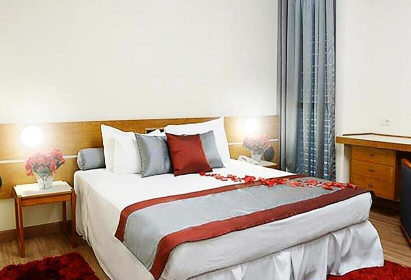 سوئیت مستر, Nikkey Palace