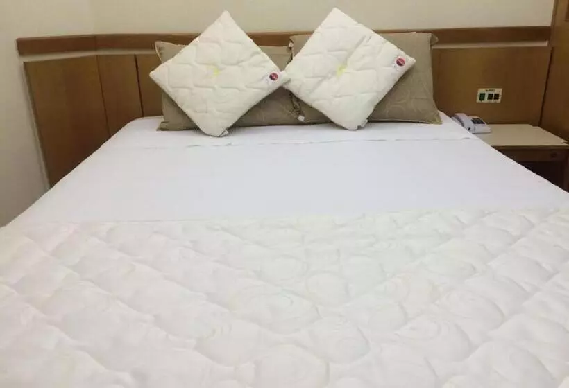 اتاق استاندارد چهار تخته, Nikkey Palace