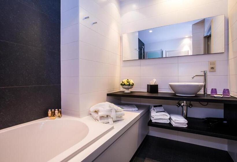 高级大房间, Royal