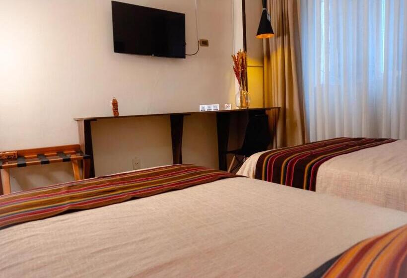 اتاق لوکس, Sagarnaga