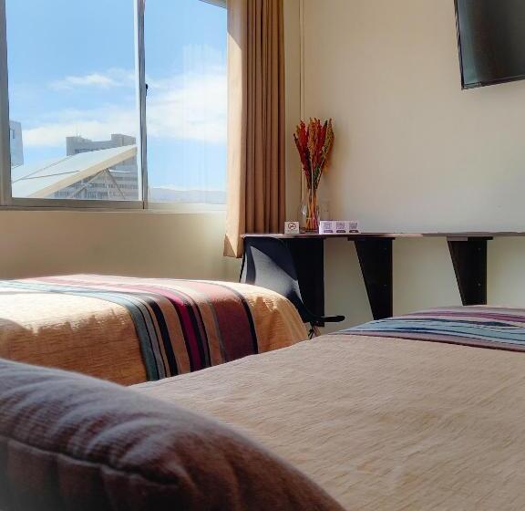 اتاق لوکس با چشم‌انداز شهر, Sagarnaga