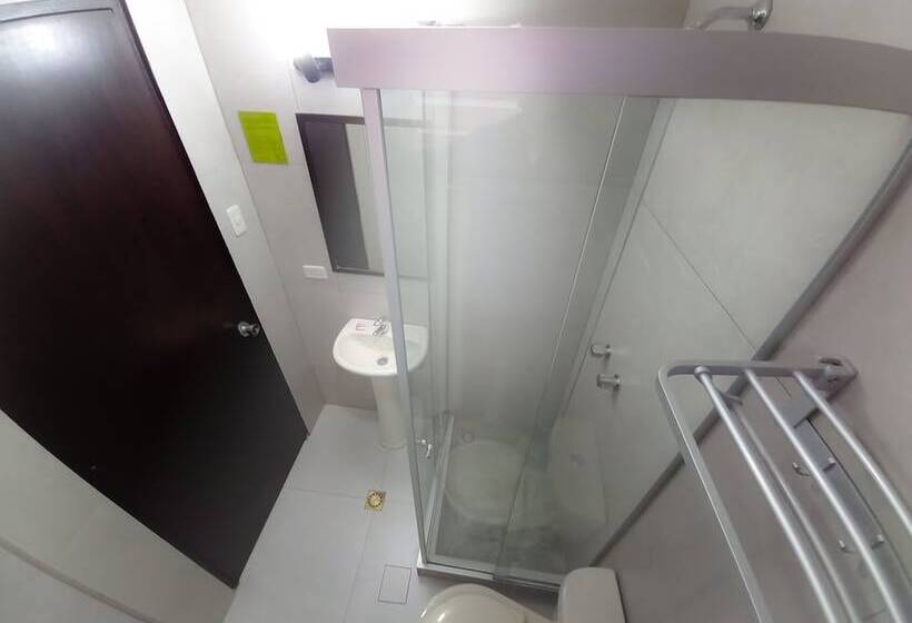 اتاق استاندارد یک نفره, Sagarnaga