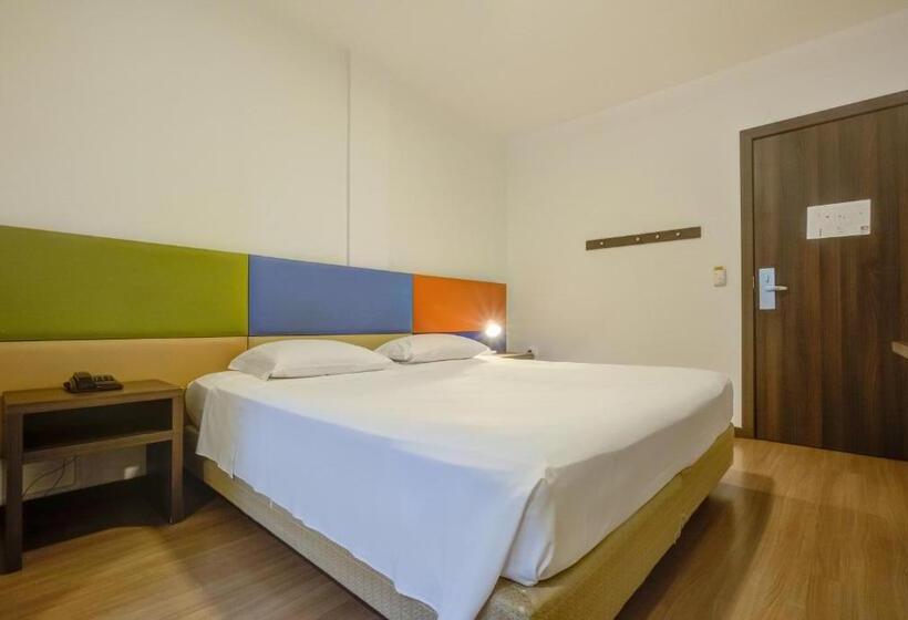 スーペリアールーム, Slim Joinville By Slaviero Hoteis