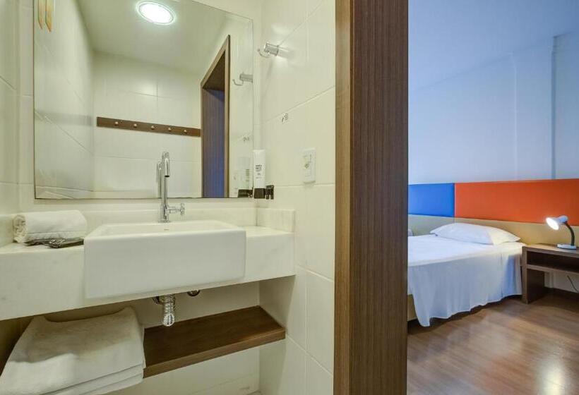 スーペリアトリプルルーム, Slim Joinville By Slaviero Hoteis