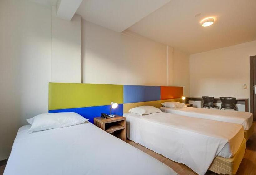 スーペリアトリプルルーム, Slim Joinville By Slaviero Hoteis