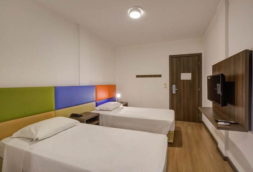 スーペリアールーム, Slim Joinville By Slaviero Hoteis