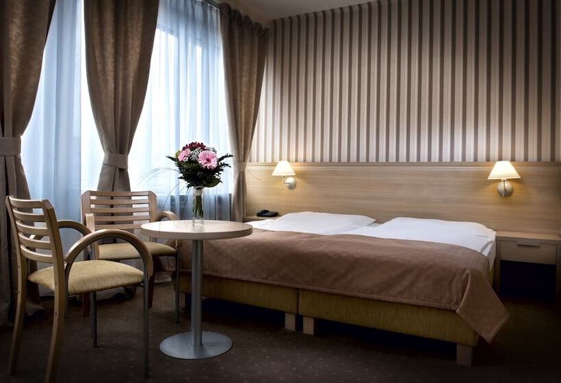 اتاق استاندارد, Tatra