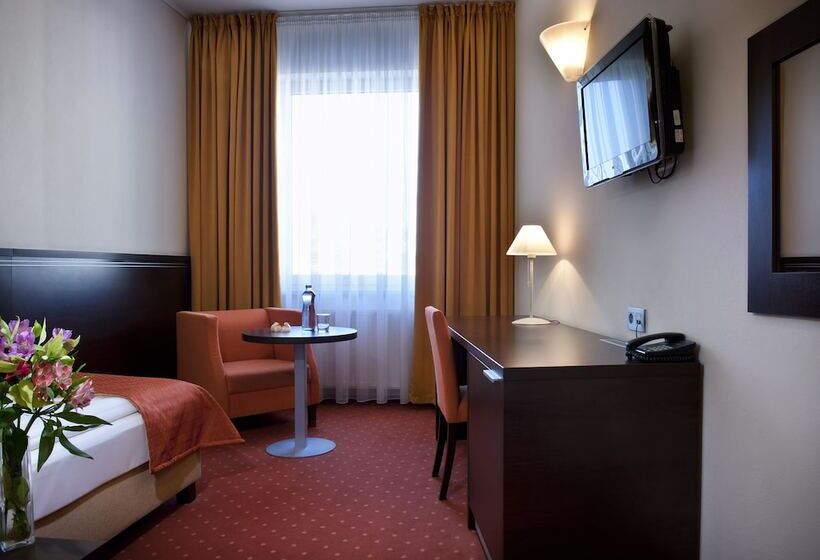 اتاق اجرایی یک تخته, Tatra