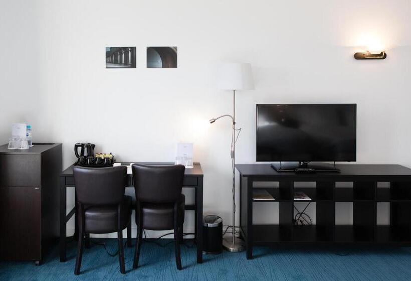 Классический Номер, Thermae Palace