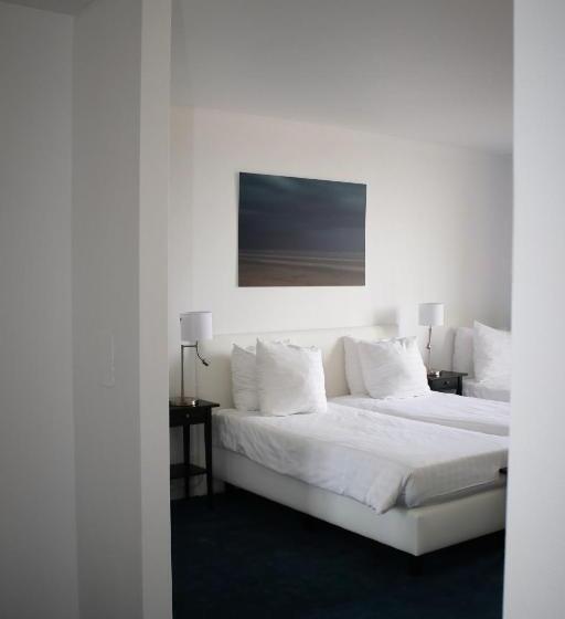 Трехместный Номер Классика, Thermae Palace