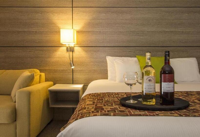 غرفة قياسية سرير كينج, Living Stone Golf Resort