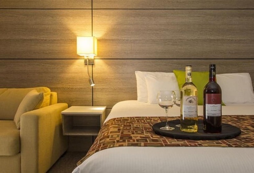 غرفة قياسية سرير كينج, Living Stone Golf Resort