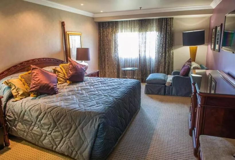 سوئیت پرزیدنت, Peermont Walmont At The Grand Palm  Gaborone