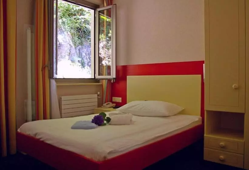 Habitación Economy Individual, Arancio