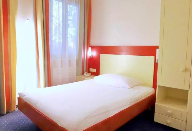 Habitación Economy Individual, Arancio