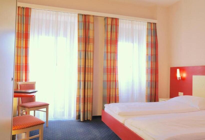 レイクビュースタンダードルーム, Arancio