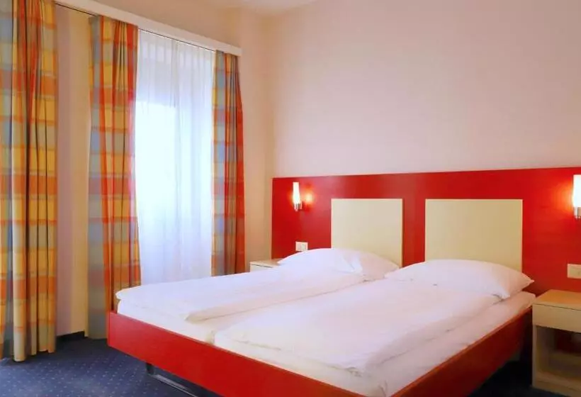 Habitación Estándar Vista Lago, Arancio