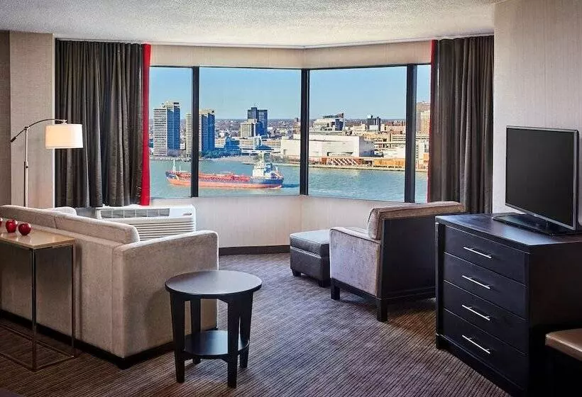 سوئیت با چشمانداز رودخانه, Best Western Plus Waterfront
