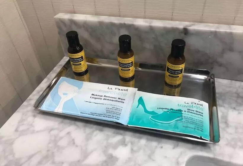 سوئیت با چشمانداز رودخانه, Best Western Plus Waterfront