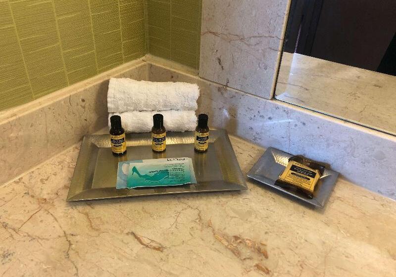 Стандартный Номер Кровать Кинг, Best Western Plus Waterfront