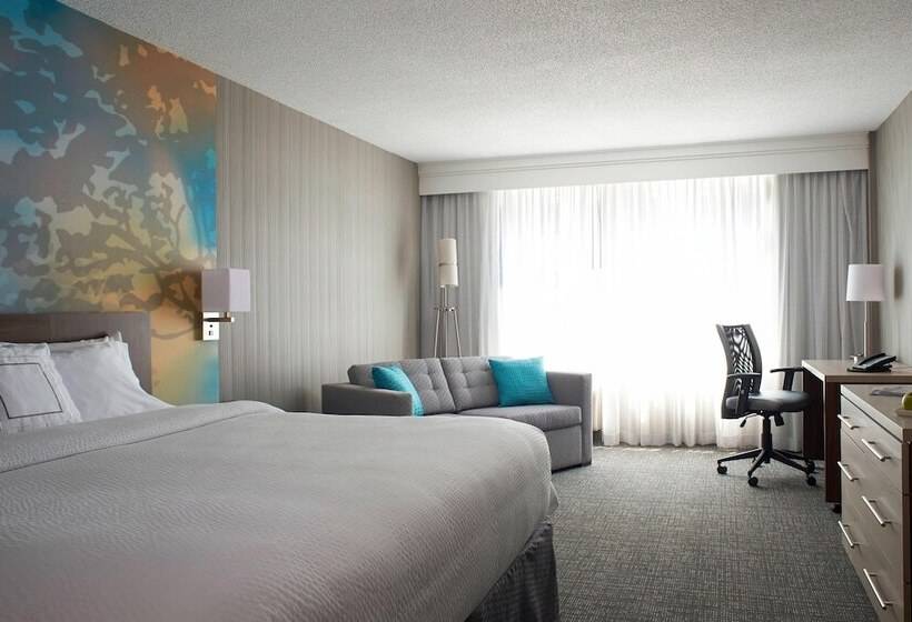 Номер Стандарт Двуспальная Кровать, Courtyard By Marriott Toronto Downtown
