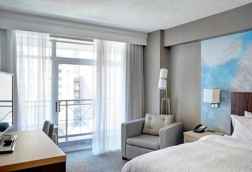 Standard-huone Parivuode, Courtyard By Marriott Toronto Downtown