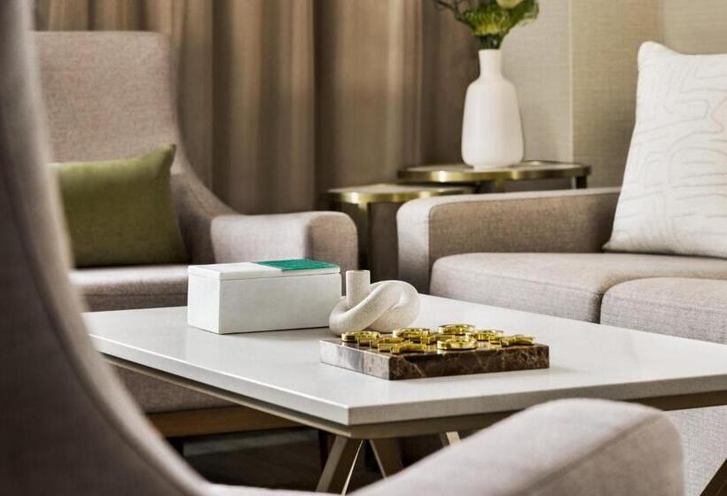 جناح سرير كينج, Crowne Plaza Toronto Airport, An Ihg