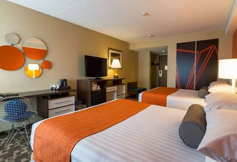 اتاق استاندارد با 2 تخت دوبل, Howard Johnson Plaza By Wyndham By The Falls Niagara Falls